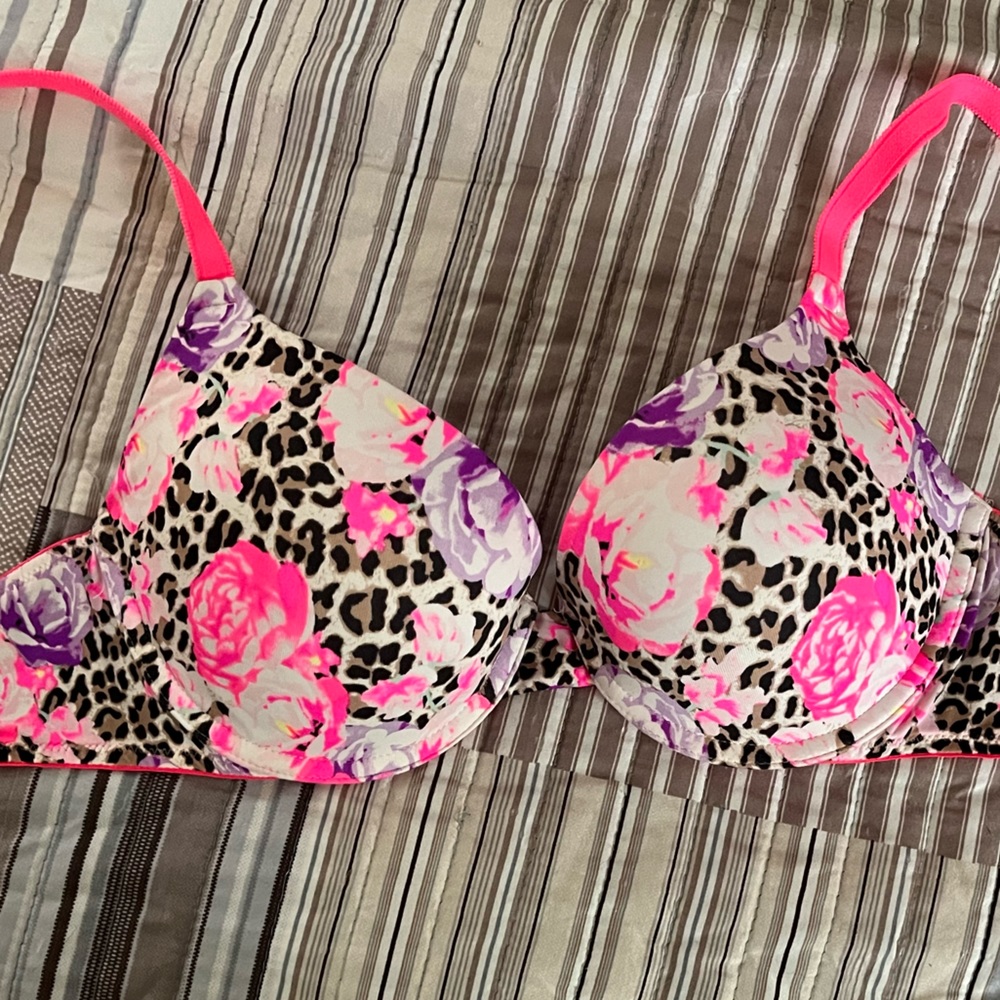 Victoria Secret Bra